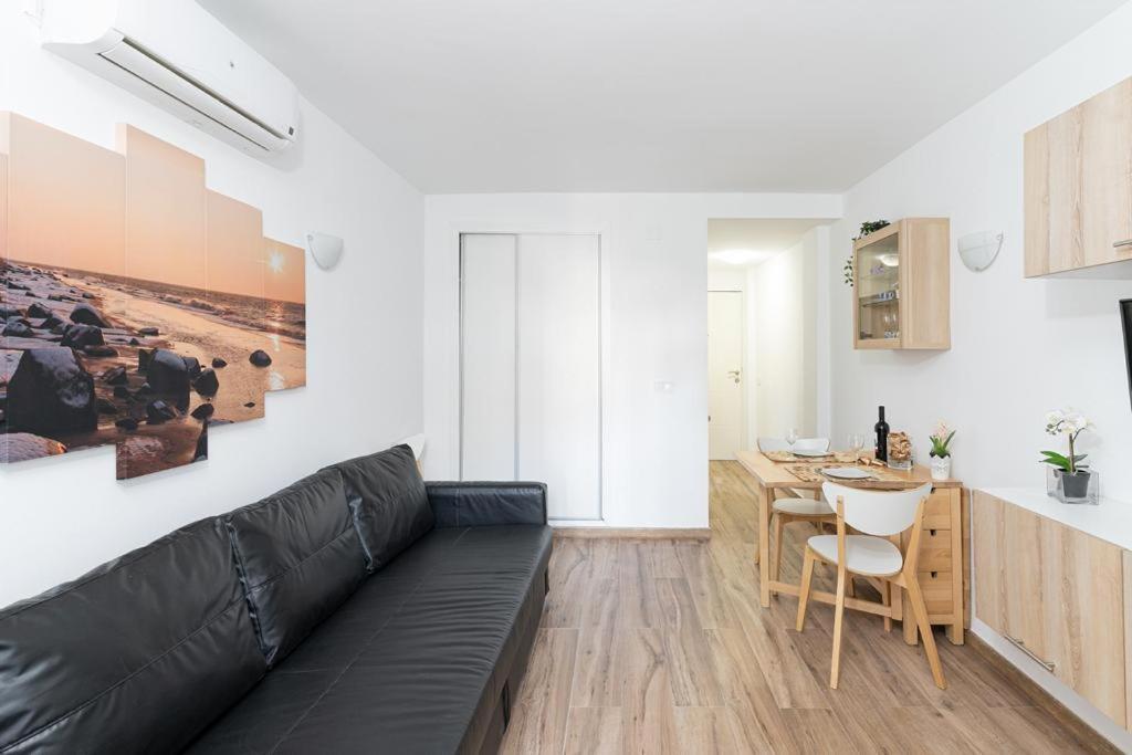 Calle San Fermin, 6. Edif. Cisnes 3, apt. 203 Benalmádena Eksteriør billede