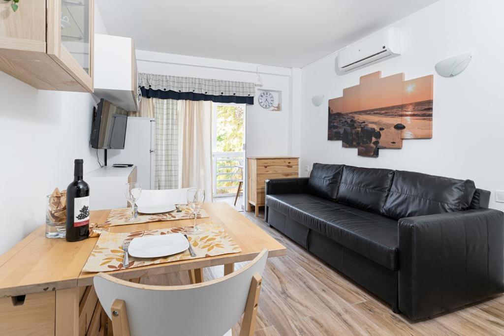 Calle San Fermin, 6. Edif. Cisnes 3, apt. 203 Benalmádena Eksteriør billede
