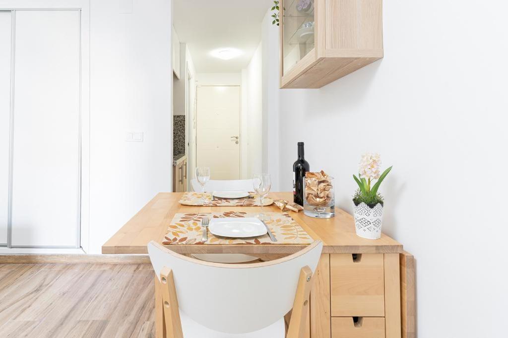 Calle San Fermin, 6. Edif. Cisnes 3, apt. 203 Benalmádena Eksteriør billede