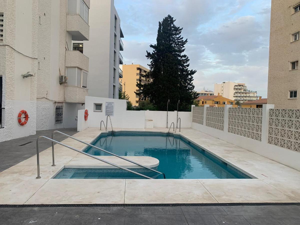 Calle San Fermin, 6. Edif. Cisnes 3, apt. 203 Benalmádena Eksteriør billede